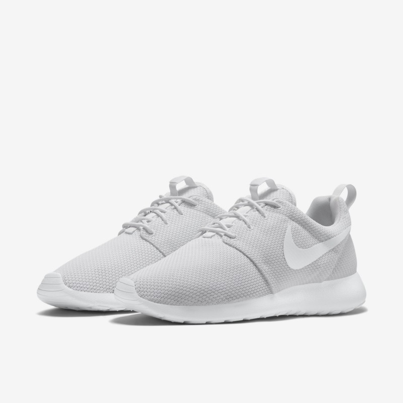 nike roshe one white